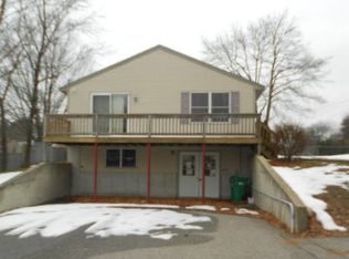 52 Walnut St, Rochester, NH 03867
