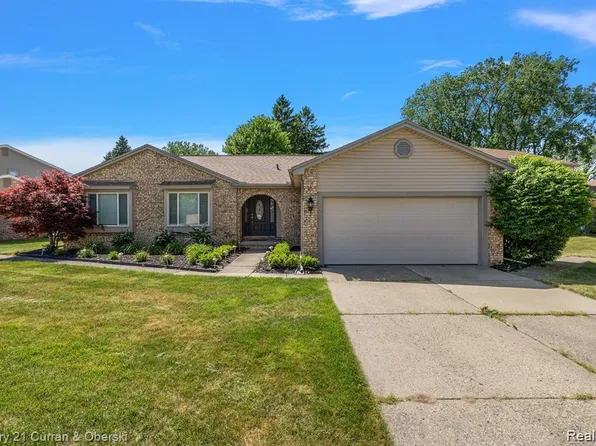 34058 Gable Dr, Livonia, MI 48152