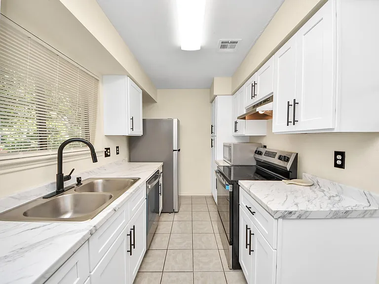 9001 Imogene St #A — Photo 5