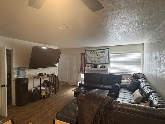 5th image of 1452 Diamond St #Pb