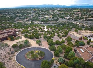 7 Via Altera, Santa Fe, NM 87507