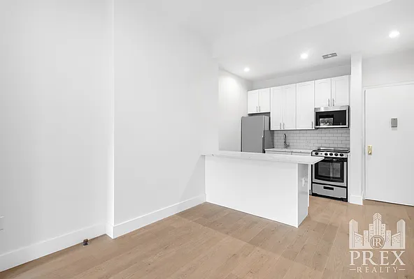 Rented by PREX Realty Corp | media 3