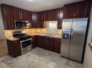 7248 W 80th St #1, Bridgeview, IL 60455