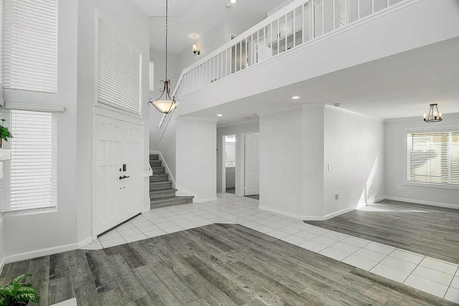 4 bed, 2119 sqft, $4,595 — Photo 2