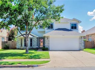 2705 Clovermeadow Dr, Fort Worth, TX 76123