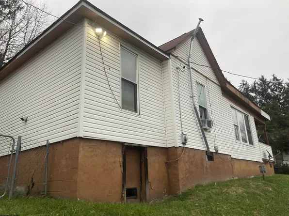 1108 Green St, Fairmont, WV 26554
