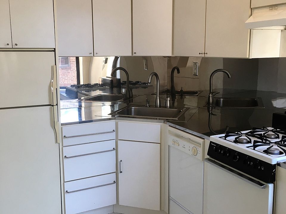 1st image of 8380 118th St APT 6M