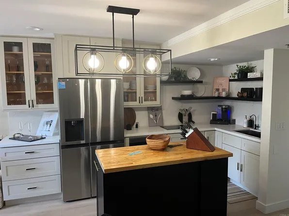 24055 Paseo Del Lago Unit 155, Laguna Woods, CA 92637