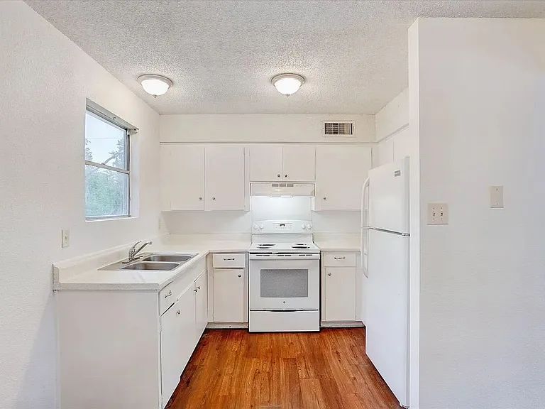 714 Martindale Rd — Photo 14