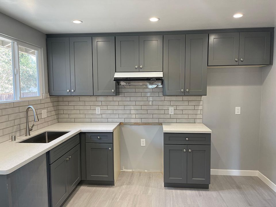 1st image of 2207 Terra Villa St