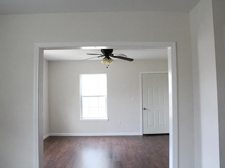 9221 Lambright Rd — Photo 4