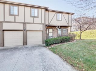 4216 Country Ln, Saint Joseph, MO 64506