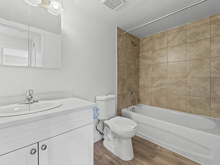 5407 Empress St — Photo 16