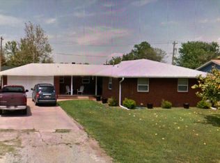 330 E Breckenridge Rd, Enid, OK 73701