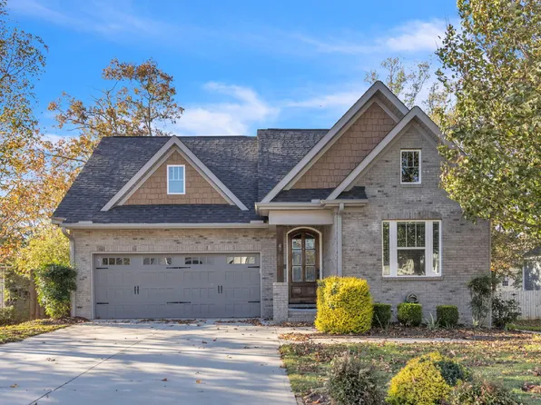 7 Nakkol Dr, Simpsonville, SC 29680