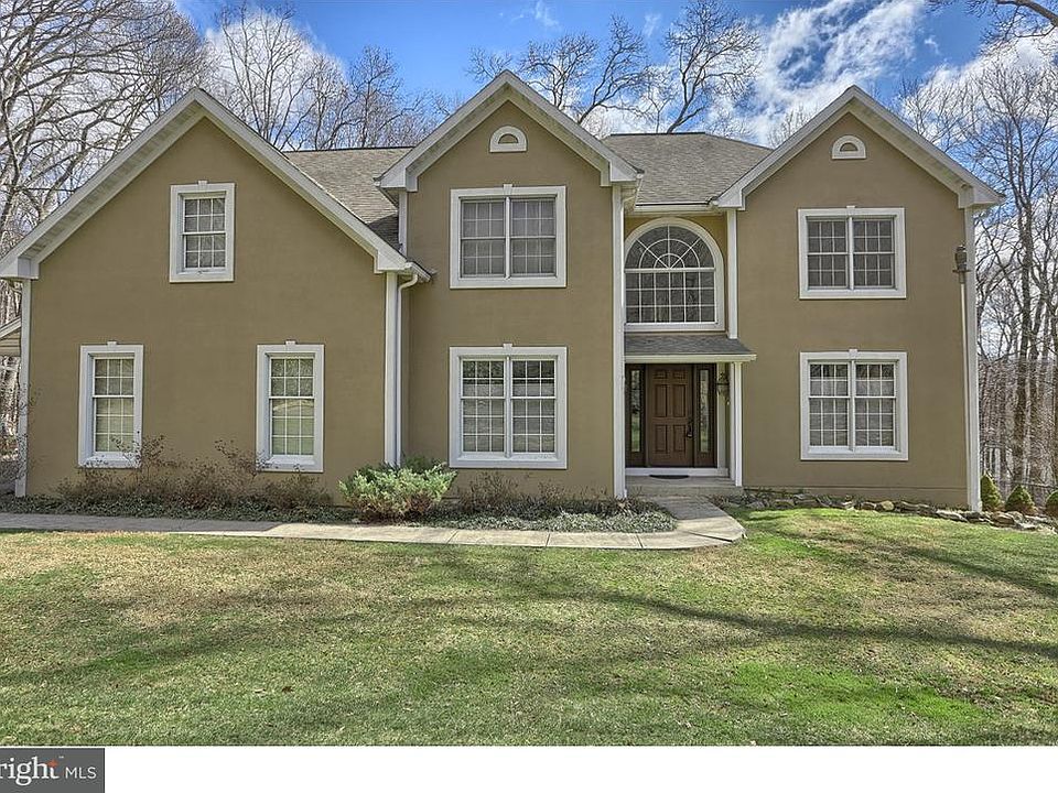 1st image of 30 Highland Dr