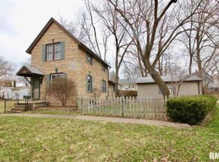 2041 28th St, Rock Island, IL