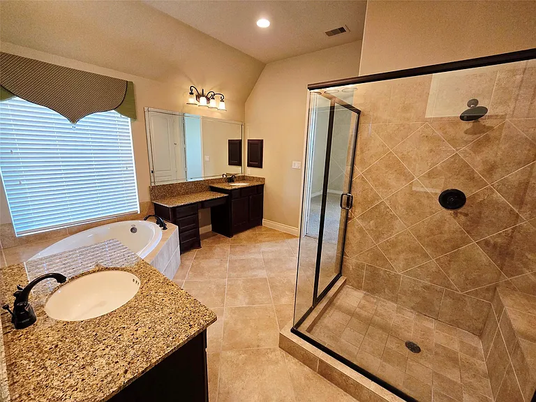 4311 Piper Shadow Ln — Photo 26