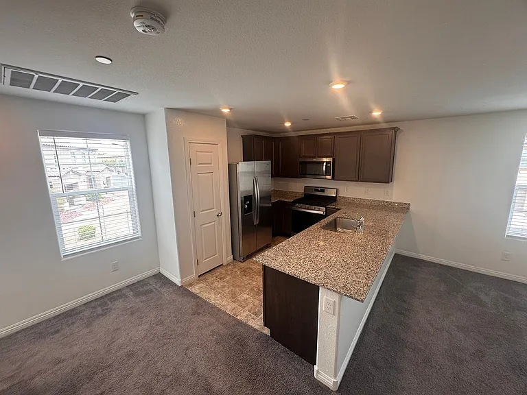5202 Dubris Dr — Photo 23
