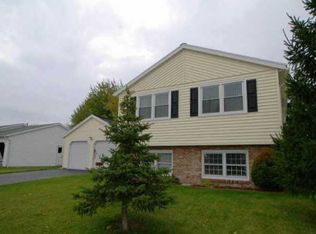 159 Raintree Ln, Hilton, NY 14468