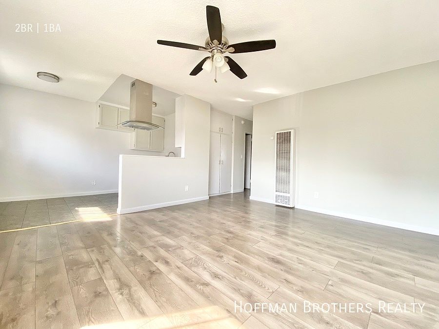 1st image of 859 W 81st St #11A