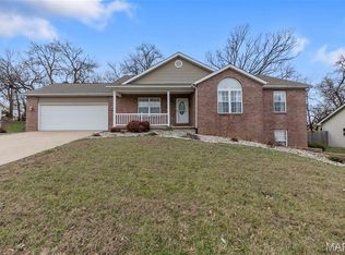 215 Matt Ln, Jackson, MO 63755