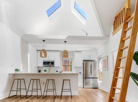 716 College Ave, Cleveland, OH