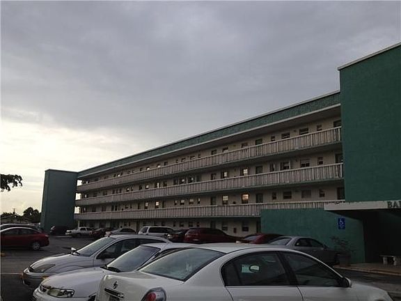 2nd image of 5100 SW 90th Ave APT 107