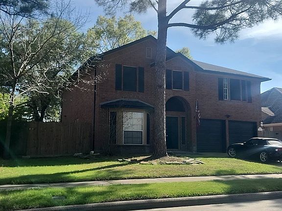 3rd image of 20431 Drakewood Dr