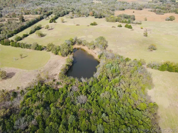 2 E Slab Rd, Wapanucka, OK 73461