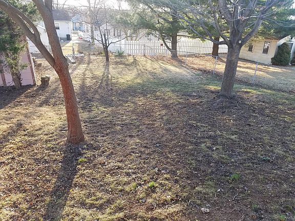 2nd image of 3750 Roswell Ave
