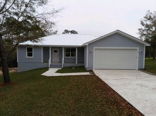 50 Hidden Lakes Trl, Defuniak Springs, FL 32433