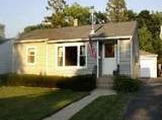 941 Woodward Ave, Deerfield, IL 60015