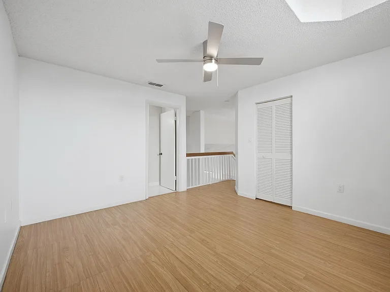 13215 Glenmoor Dr — Photo 11