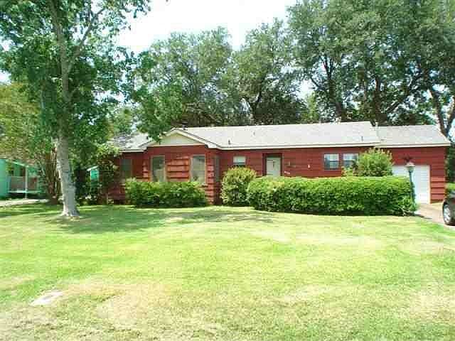 1st image of 2101 Wignall Ave