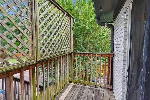 801 Piedmont Way NE — Photo 24