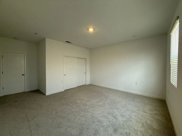 1036 Fruitwood Ave — Photo 38