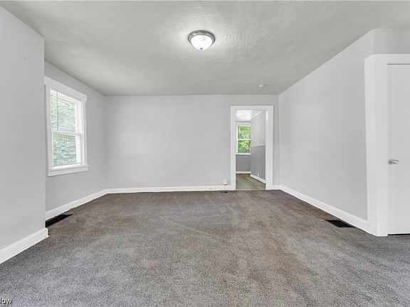 5th image of 8503 Force Ave #D