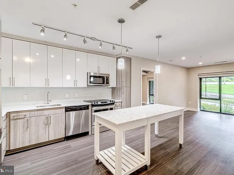 145 Riverhaven Dr #23 — Photo 6