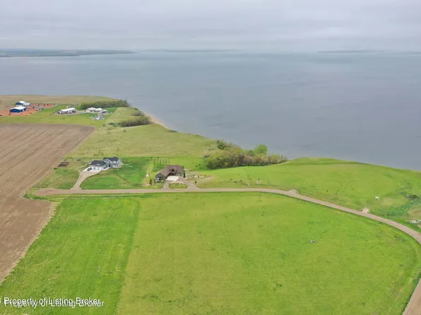 Sandstone Point Rd, Beulah, ND 58523