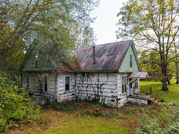 5th image of 26 Elm Ln