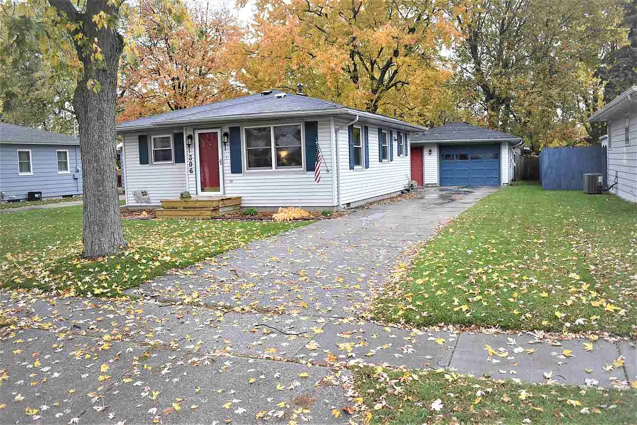 306 W Elm St photo 1