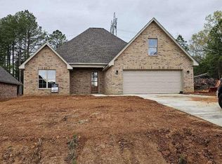 127 Lovemore Dr, Ruston, LA 71270