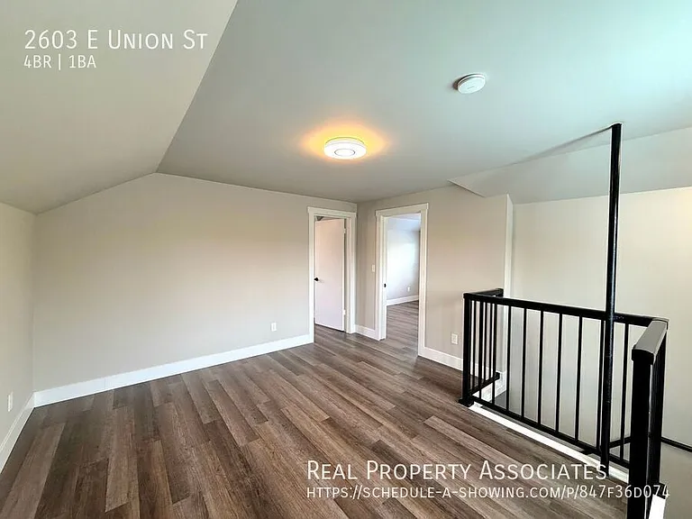 2603 E Union St — Photo 15