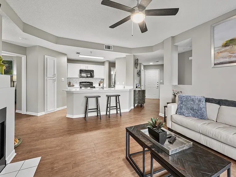 Avana Lexington — Photo 15