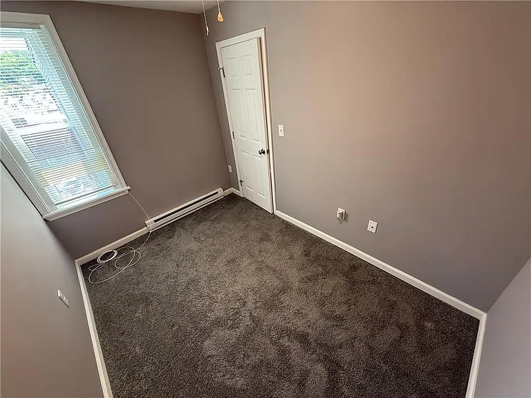 452 Hanover Ave — Photo 16