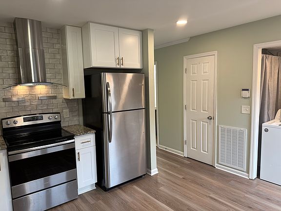 4th image of 200 Royal Oaks Blvd APT C4
