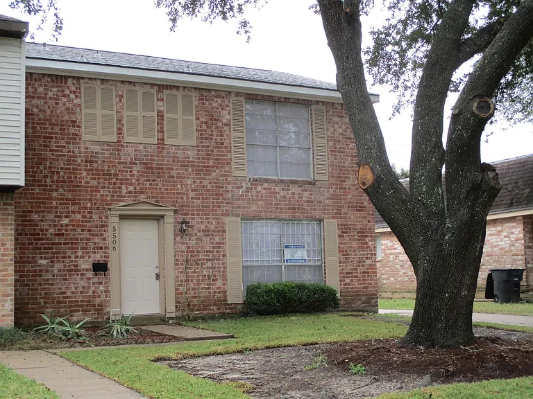5506 Deep Forest Dr — Photo 1