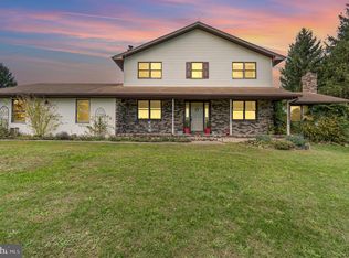 25 Sherks Church Rd, Palmyra, PA 17078