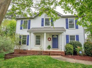 104 Dilworth Ct, Cary, NC 27513
